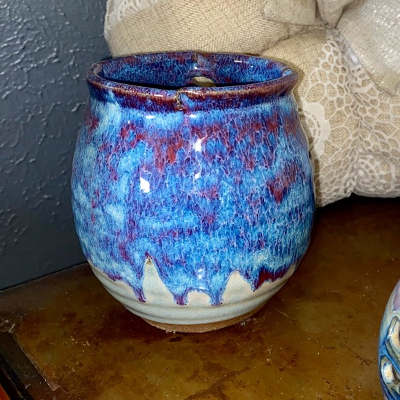 TWO BEAUTIFUL HANDMADE CERAMIC CANDLE HOLDERS - LIKE NEW - Picture 8 of 16